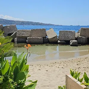 Casa Di Nonna Mariella , Messina Italia